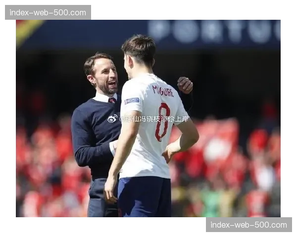 索斯盖特入主曼联传闻 英格兰系教练战术风格受关注